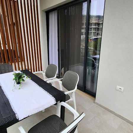 Solar Rooms And Apartments Himarë Extérieur photo