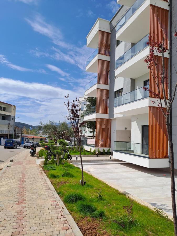 Solar Rooms And Apartments Himarë Chambre photo